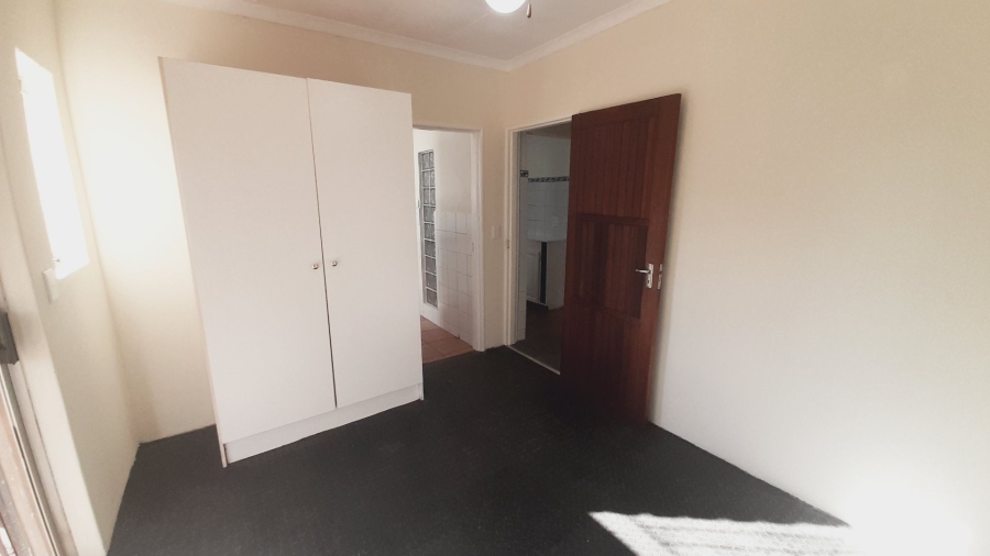 5 Bedroom Property for Sale in Ifafi North West